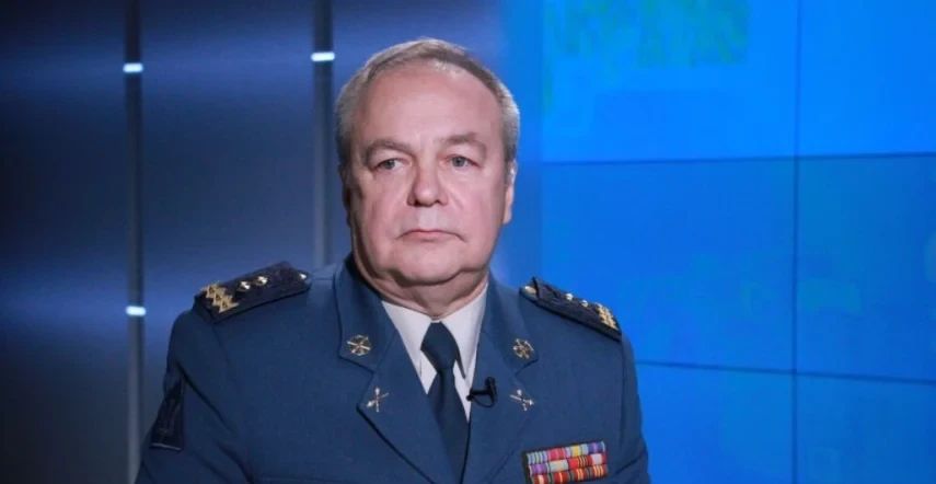 Генерал запропонував закрити виїзд молоді та відправляти її на оборонні заводи